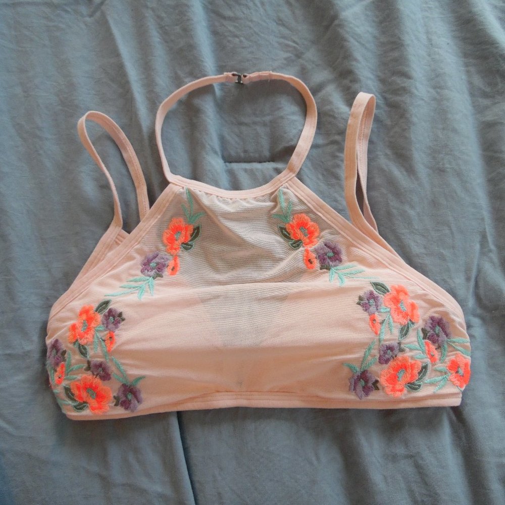 🍍 Boho Floral Embroidered High-Neck Bralette, XS
